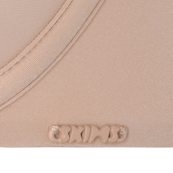 *NWT* SKIMS Weightless Scoop Bra - Mica - Picture 4 of 7